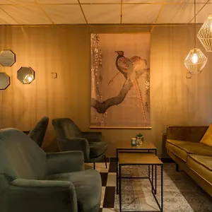 Otel New West