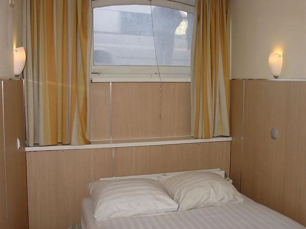 **  Blossoms City Hotel Niederlande